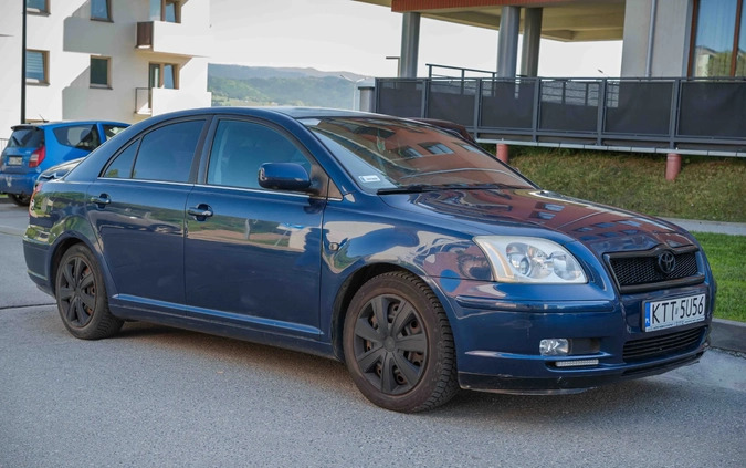 Toyota Avensis cena 9000 przebieg: 250000, rok produkcji 2003 z Chocianów małe 137